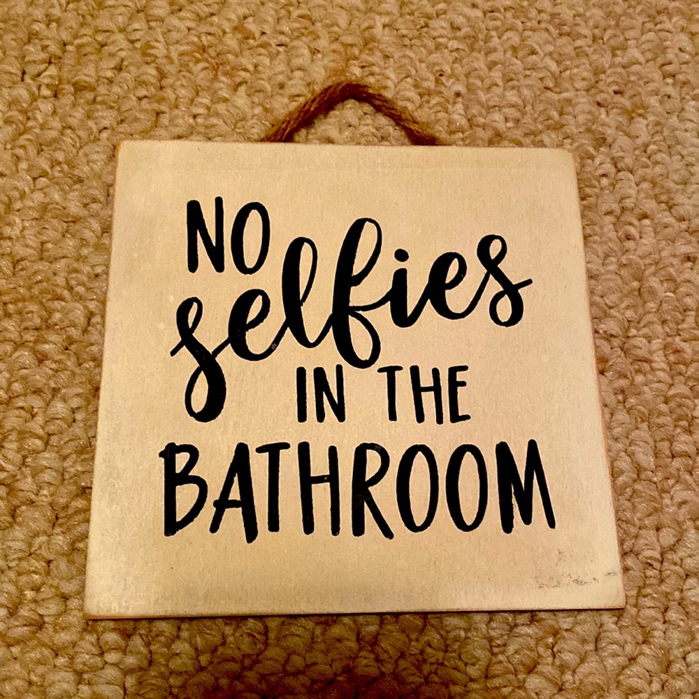 Cute decorative sign!